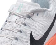 Nike Mesafe
